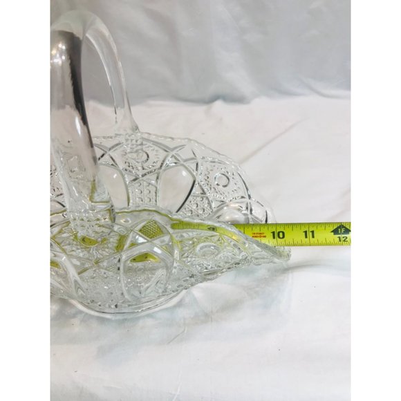 Vintage L.E. Smith crystal basket with applied solid glass handle. - Picture 9 of 11